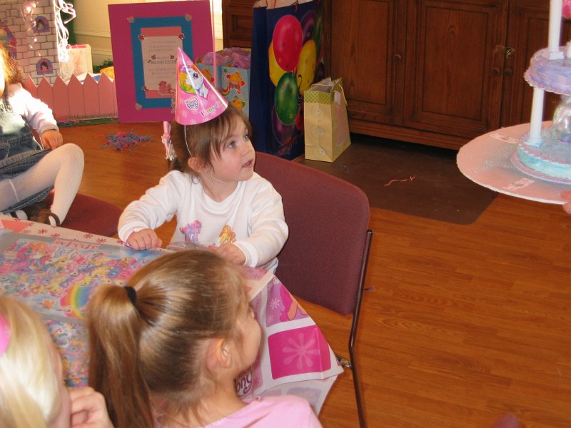 20041204 Jillian bday 33.JPG